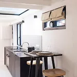 Appartamento Stylish 1br Loft Near Montparnasse Parigi